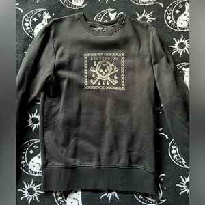 DISTURBIA gothic long sleeve.